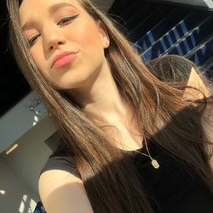 Meet your Posher, Brianda